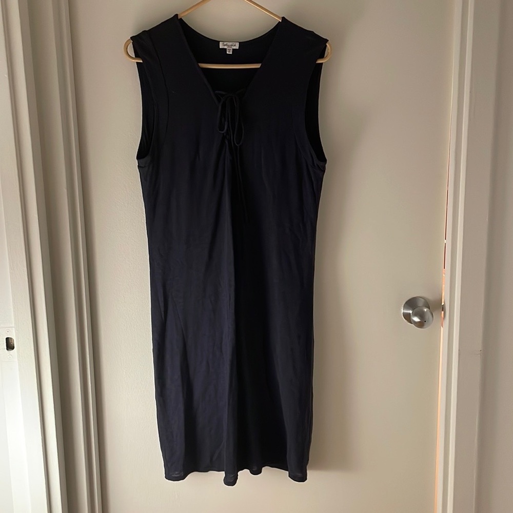 Gorgeous splendid navy dress. Large